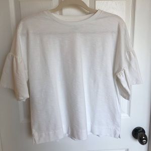 Vineyard vines white shirt